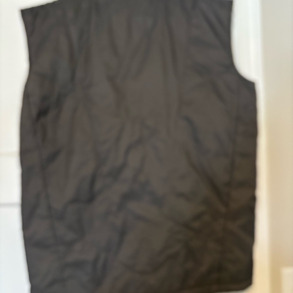 Banded Men's Gray Tactical Puffer vest. Size L - Picture 5 of 8
